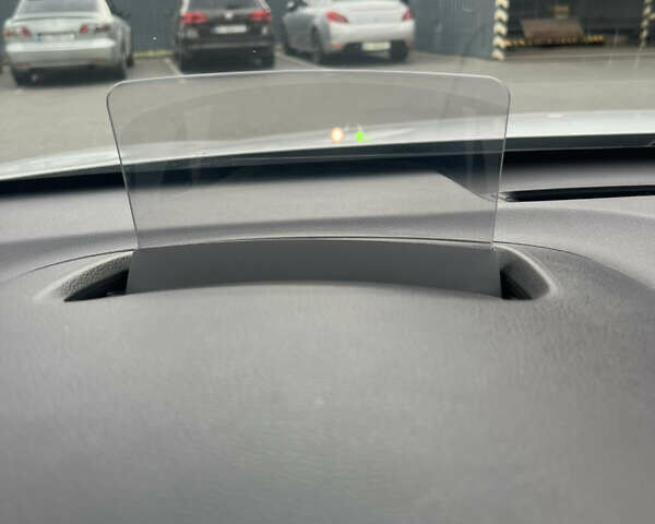 Белый Хендай Kona Electric, объемом двигателя 0 л и пробегом 113 тыс. км за 18500 $, фото 13 на Automoto.ua