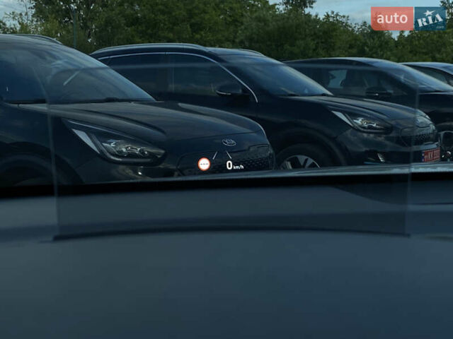 Білий Хендай Kona Electric, об'ємом двигуна 0 л та пробігом 115 тис. км за 18700 $, фото 39 на Automoto.ua