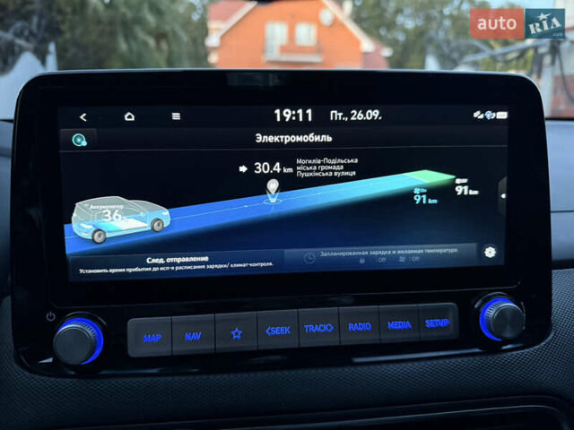 Белый Хендай Kona Electric, объемом двигателя 0 л и пробегом 47 тыс. км за 16100 $, фото 24 на Automoto.ua