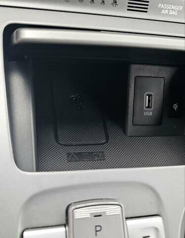 Белый Хендай Kona Electric, объемом двигателя 0 л и пробегом 50 тыс. км за 21500 $, фото 10 на Automoto.ua