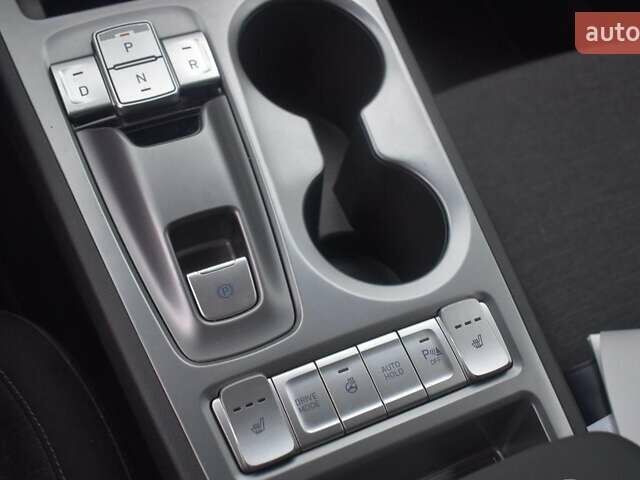 Білий Хендай Kona Electric, об'ємом двигуна 0 л та пробігом 15 тис. км за 15950 $, фото 11 на Automoto.ua