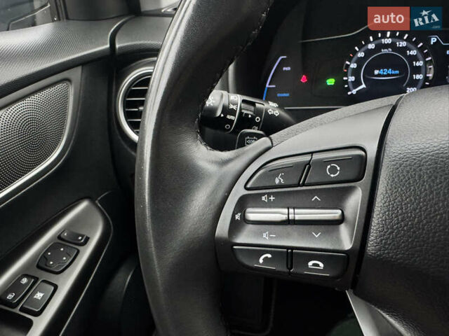 Белый Хендай Kona Electric, объемом двигателя 0 л и пробегом 59 тыс. км за 16900 $, фото 65 на Automoto.ua