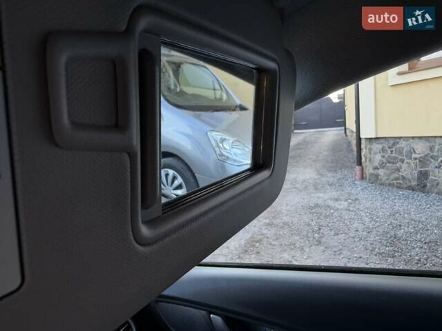 Білий Хендай Kona Electric, об'ємом двигуна 0 л та пробігом 64 тис. км за 14950 $, фото 101 на Automoto.ua