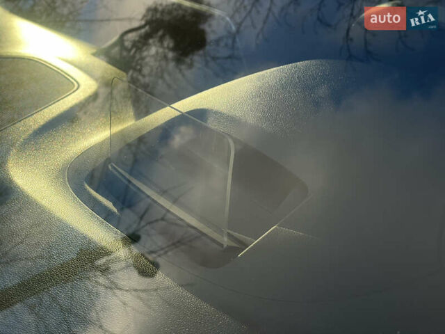 Білий Хендай Kona Electric, об'ємом двигуна 0 л та пробігом 125 тис. км за 17800 $, фото 9 на Automoto.ua