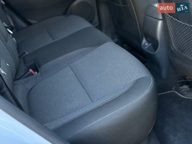 Белый Хендай Kona Electric, объемом двигателя 0 л и пробегом 80 тыс. км за 16900 $, фото 37 на Automoto.ua