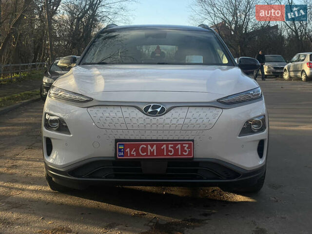 Білий Хендай Kona Electric, об'ємом двигуна 0 л та пробігом 125 тис. км за 17800 $, фото 1 на Automoto.ua