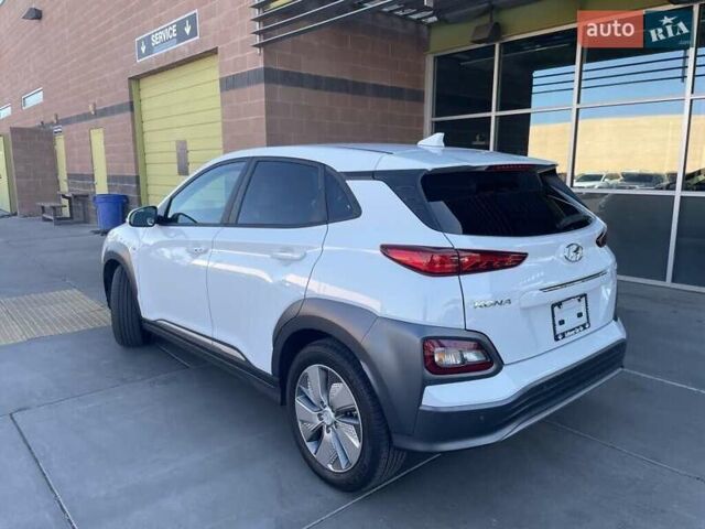 Білий Хендай Kona Electric, об'ємом двигуна 0 л та пробігом 13 тис. км за 8600 $, фото 4 на Automoto.ua