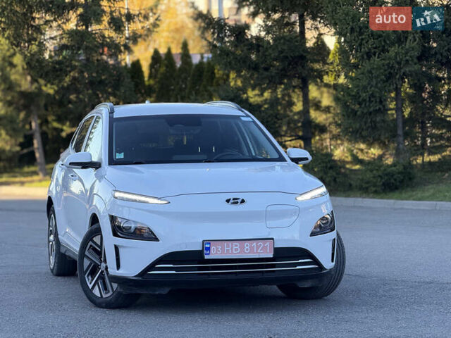 Белый Хендай Kona Electric, объемом двигателя 0 л и пробегом 80 тыс. км за 16900 $, фото 5 на Automoto.ua