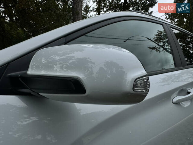 Белый Хендай Kona Electric, объемом двигателя 0 л и пробегом 103 тыс. км за 17999 $, фото 27 на Automoto.ua