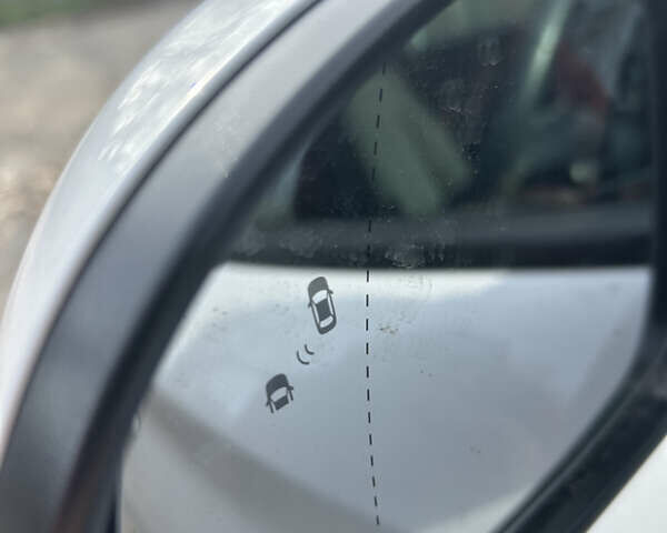 Білий Хендай Kona Electric, об'ємом двигуна 0 л та пробігом 59 тис. км за 15870 $, фото 6 на Automoto.ua