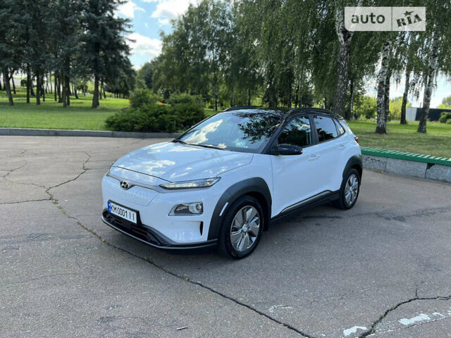 Білий Хендай Kona Electric, об'ємом двигуна 0 л та пробігом 85 тис. км за 22500 $, фото 8 на Automoto.ua