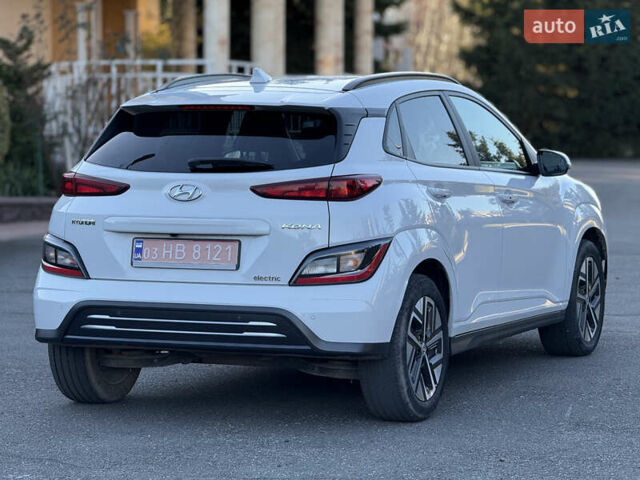 Белый Хендай Kona Electric, объемом двигателя 0 л и пробегом 80 тыс. км за 16900 $, фото 11 на Automoto.ua