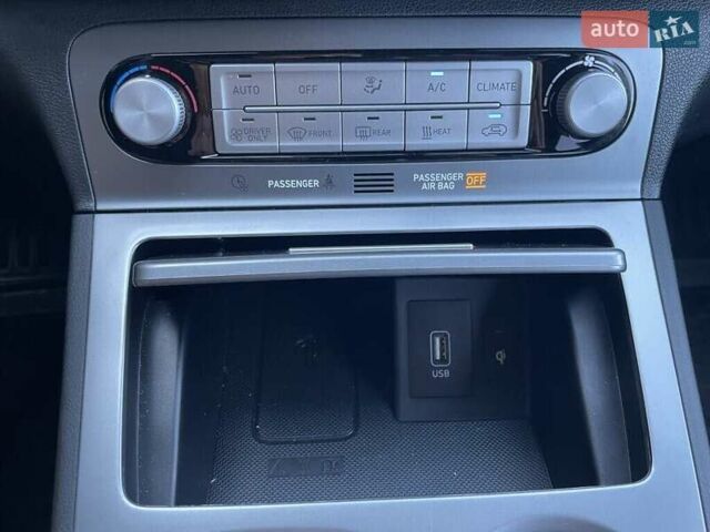 Білий Хендай Kona Electric, об'ємом двигуна 0 л та пробігом 13 тис. км за 8600 $, фото 17 на Automoto.ua