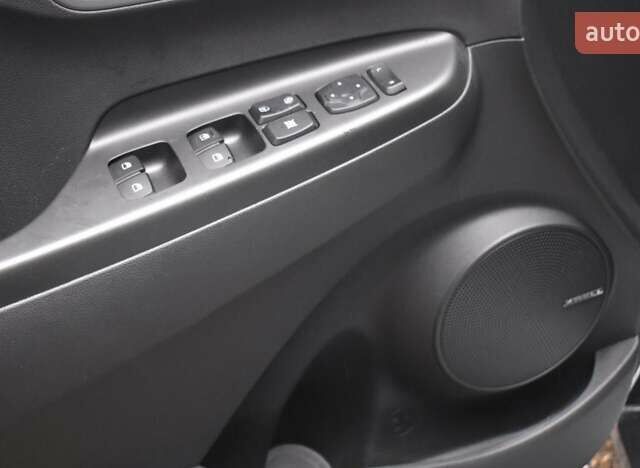 Білий Хендай Kona Electric, об'ємом двигуна 0 л та пробігом 15 тис. км за 15950 $, фото 5 на Automoto.ua