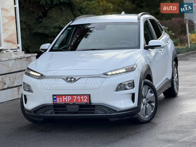 Белый Хендай Kona Electric, объемом двигателя 0 л и пробегом 150 тыс. км за 16960 $, фото 8 на Automoto.ua