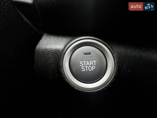 Белый Хендай Kona Electric, объемом двигателя 0 л и пробегом 103 тыс. км за 17999 $, фото 103 на Automoto.ua