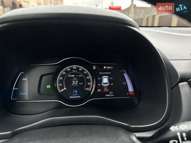 Белый Хендай Kona Electric, объемом двигателя 0 л и пробегом 103 тыс. км за 17999 $, фото 124 на Automoto.ua