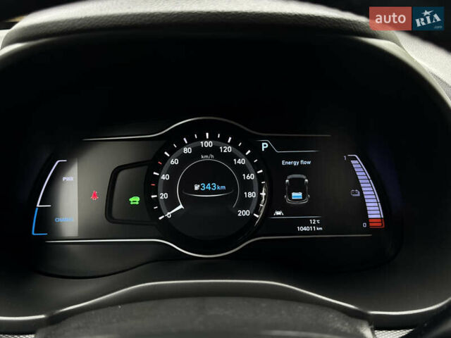 Белый Хендай Kona Electric, объемом двигателя 0 л и пробегом 103 тыс. км за 17999 $, фото 107 на Automoto.ua