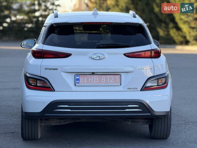 Белый Хендай Kona Electric, объемом двигателя 0 л и пробегом 80 тыс. км за 16900 $, фото 21 на Automoto.ua