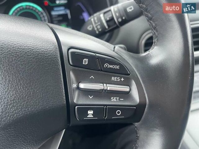 Білий Хендай Kona Electric, об'ємом двигуна 0 л та пробігом 158 тис. км за 16500 $, фото 39 на Automoto.ua