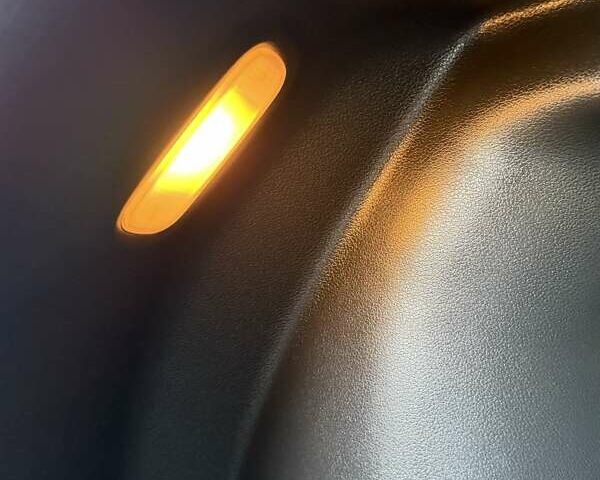 Білий Хендай Kona Electric, об'ємом двигуна 0 л та пробігом 64 тис. км за 14950 $, фото 120 на Automoto.ua