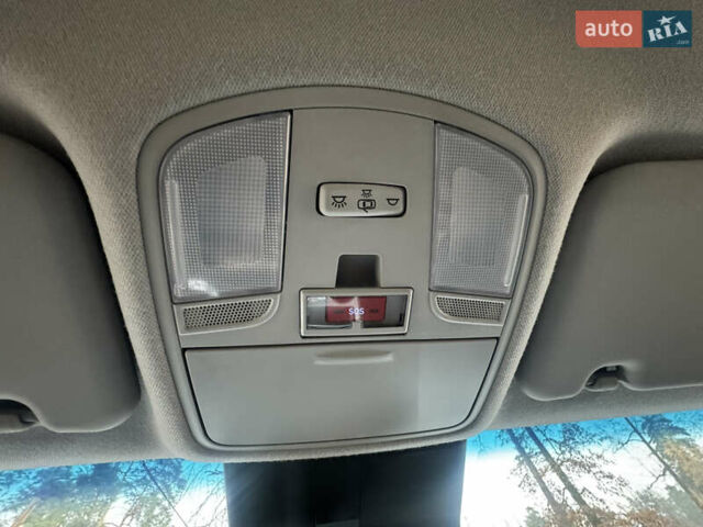 Белый Хендай Kona Electric, объемом двигателя 0 л и пробегом 59 тыс. км за 16900 $, фото 55 на Automoto.ua