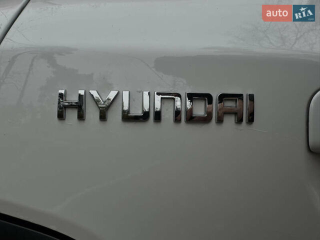 Білий Хендай Kona Electric, об'ємом двигуна 0 л та пробігом 59 тис. км за 17499 $, фото 64 на Automoto.ua