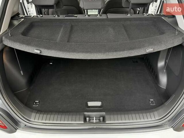 Білий Хендай Kona Electric, об'ємом двигуна 0 л та пробігом 64 тис. км за 14950 $, фото 73 на Automoto.ua