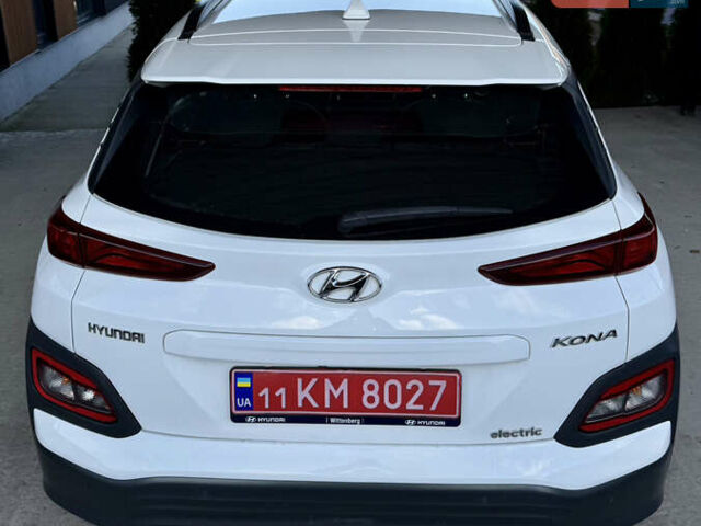 Белый Хендай Kona Electric, объемом двигателя 0 л и пробегом 95 тыс. км за 17500 $, фото 23 на Automoto.ua