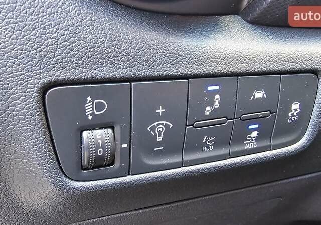 Белый Хендай Kona Electric, объемом двигателя 0 л и пробегом 44 тыс. км за 17450 $, фото 16 на Automoto.ua