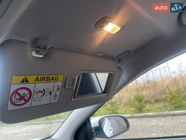 Білий Хендай Kona Electric, об'ємом двигуна 0 л та пробігом 158 тис. км за 16500 $, фото 42 на Automoto.ua