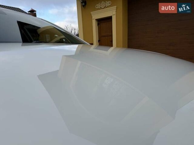 Білий Хендай Kona Electric, об'ємом двигуна 0 л та пробігом 64 тис. км за 14950 $, фото 23 на Automoto.ua