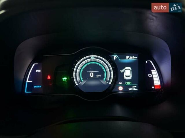 Белый Хендай Kona Electric, объемом двигателя 0 л и пробегом 92 тыс. км за 18983 $, фото 20 на Automoto.ua