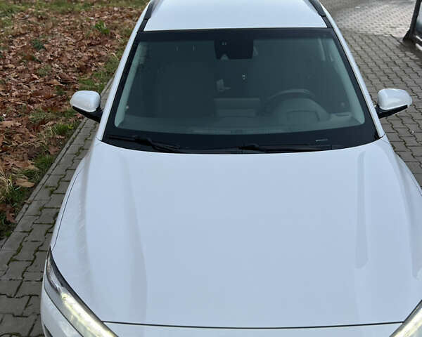 Белый Хендай Kona Electric, объемом двигателя 0 л и пробегом 136 тыс. км за 16950 $, фото 7 на Automoto.ua