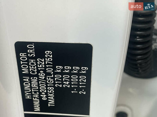 Білий Хендай Kona Electric, об'ємом двигуна 0 л та пробігом 125 тис. км за 17800 $, фото 22 на Automoto.ua