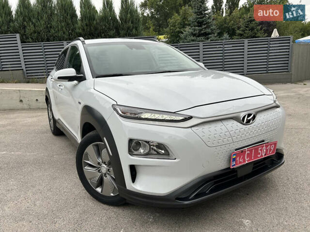 Білий Хендай Kona Electric, об'ємом двигуна 0 л та пробігом 56 тис. км за 14900 $, фото 2 на Automoto.ua