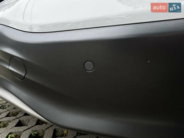 Белый Хендай Kona Electric, объемом двигателя 0 л и пробегом 103 тыс. км за 17999 $, фото 30 на Automoto.ua