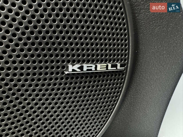 Белый Хендай Kona Electric, объемом двигателя 0 л и пробегом 103 тыс. км за 17999 $, фото 47 на Automoto.ua