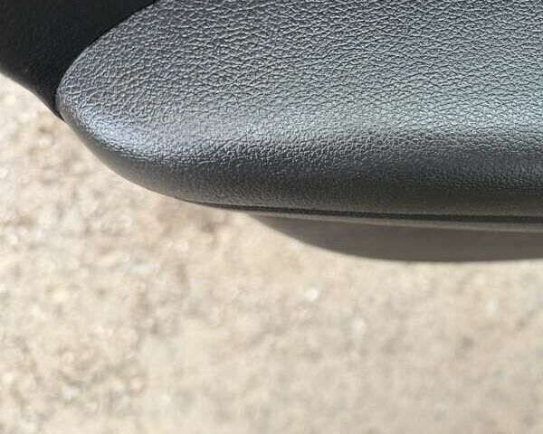 Білий Хендай Kona Electric, об'ємом двигуна 0 л та пробігом 64 тис. км за 14950 $, фото 85 на Automoto.ua