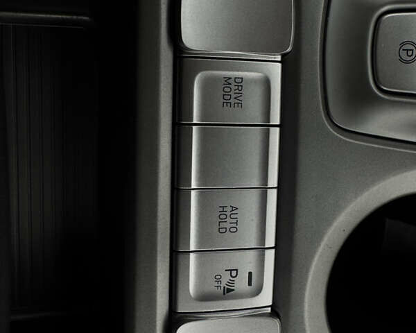 Белый Хендай Kona Electric, объемом двигателя 0 л и пробегом 59 тыс. км за 16900 $, фото 51 на Automoto.ua