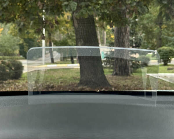 Белый Хендай Kona Electric, объемом двигателя 0 л и пробегом 103 тыс. км за 17999 $, фото 123 на Automoto.ua