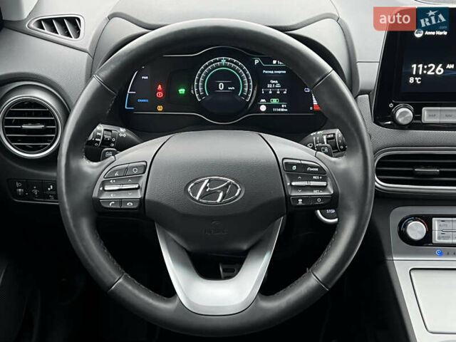 Белый Хендай Kona Electric, объемом двигателя 0 л и пробегом 111 тыс. км за 18570 $, фото 59 на Automoto.ua