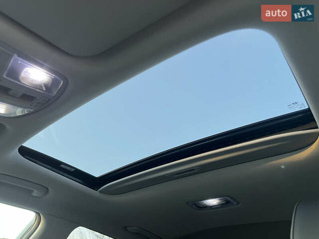 Білий Хендай Kona Electric, об'ємом двигуна 0 л та пробігом 70 тис. км за 19828 $, фото 32 на Automoto.ua