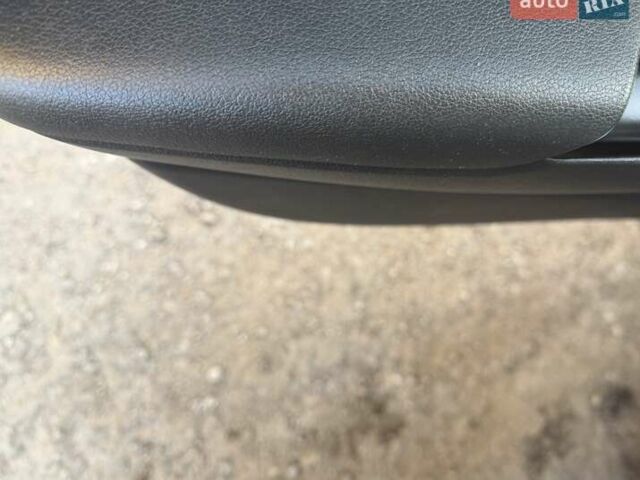 Білий Хендай Kona Electric, об'ємом двигуна 0 л та пробігом 64 тис. км за 16950 $, фото 79 на Automoto.ua