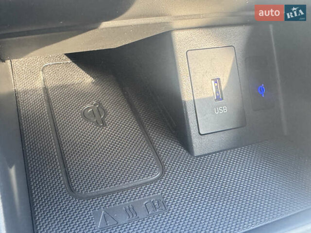 Белый Хендай Kona Electric, объемом двигателя 0 л и пробегом 101 тыс. км за 19800 $, фото 15 на Automoto.ua