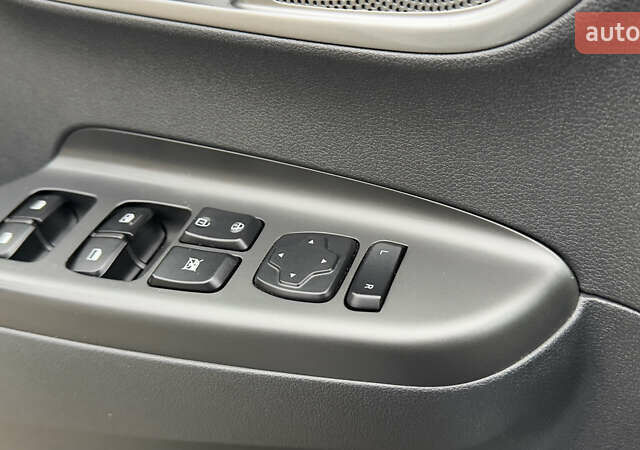 Белый Хендай Kona Electric, объемом двигателя 0 л и пробегом 124 тыс. км за 17494 $, фото 67 на Automoto.ua