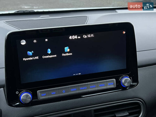 Білий Хендай Kona Electric, об'ємом двигуна 0 л та пробігом 70 тис. км за 19828 $, фото 77 на Automoto.ua