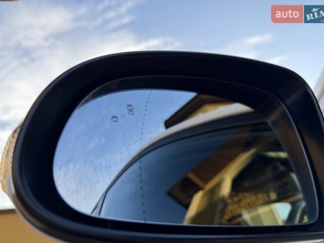 Білий Хендай Kona Electric, об'ємом двигуна 0 л та пробігом 64 тис. км за 16950 $, фото 47 на Automoto.ua