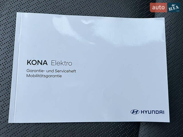 Білий Хендай Kona Electric, об'ємом двигуна 0 л та пробігом 70 тис. км за 19828 $, фото 79 на Automoto.ua