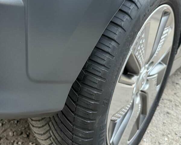 Белый Хендай Kona Electric, объемом двигателя 0 л и пробегом 92 тыс. км за 17950 $, фото 27 на Automoto.ua